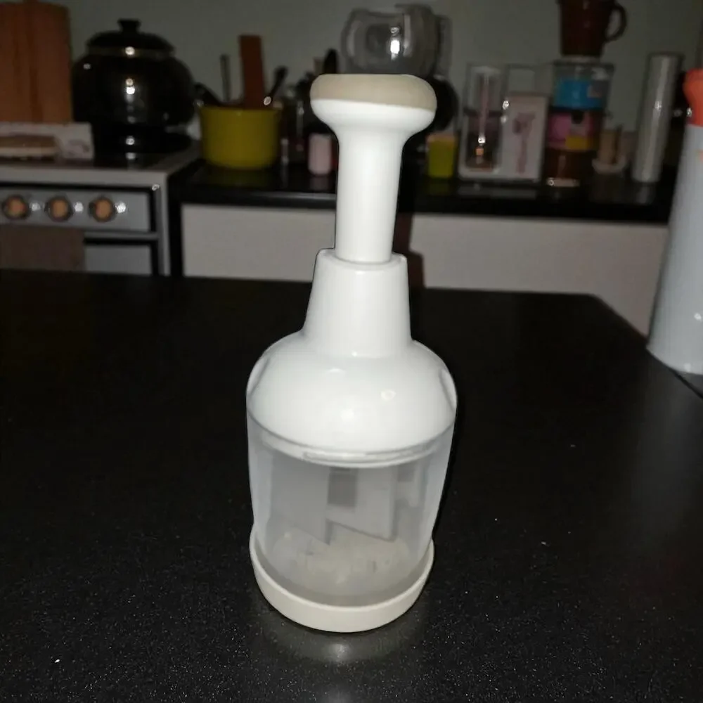 Pampered Chef Food Chopper 2585 Manual Processor Rotating Blades Cover Stainless